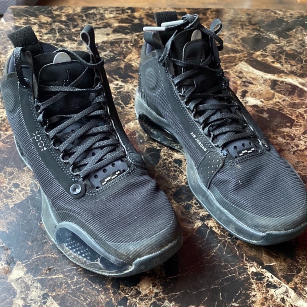 Air Jordan Flight shoes size 6.5Y